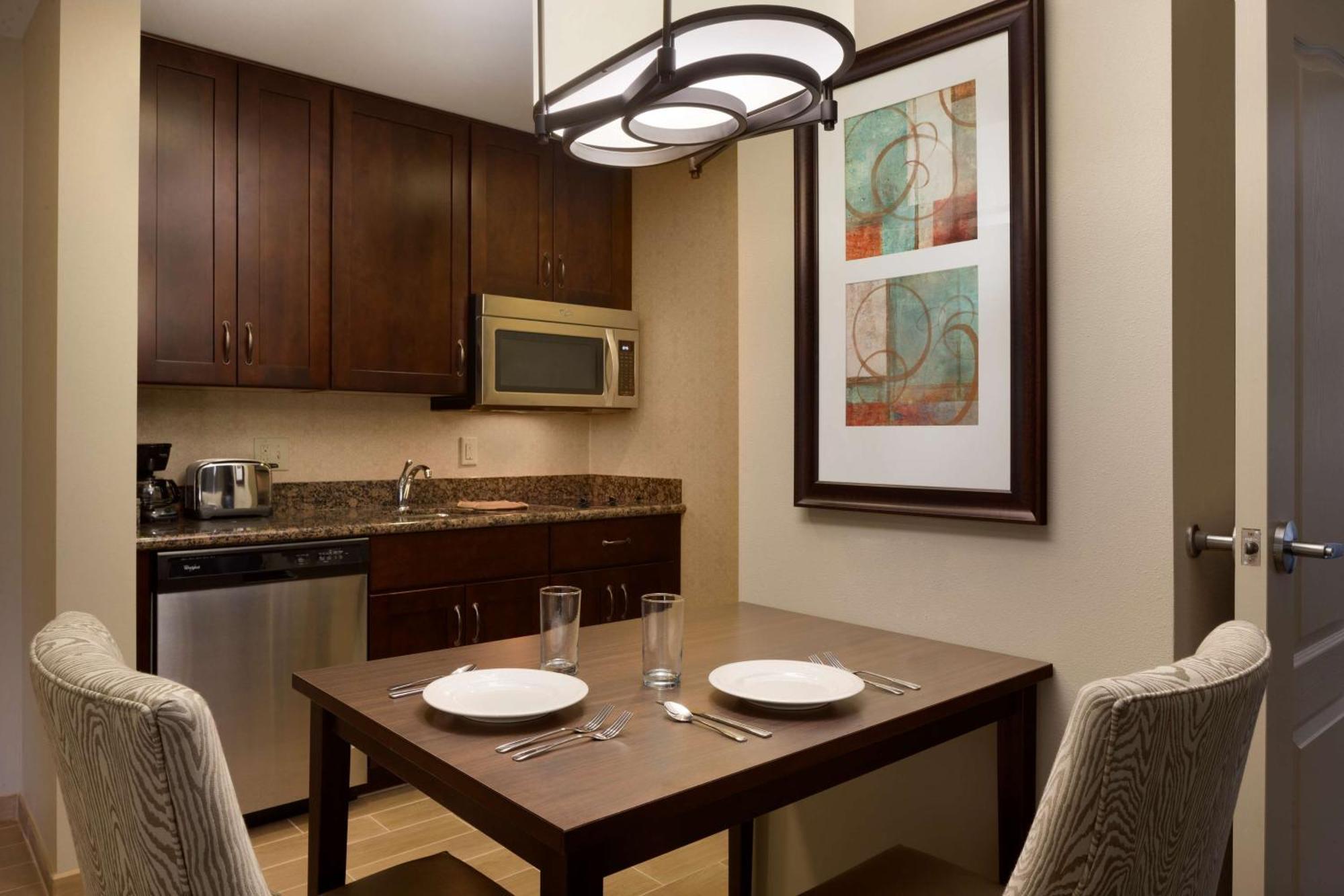Homewood Suites By Hilton Kalamazoo-Portage Exterior photo