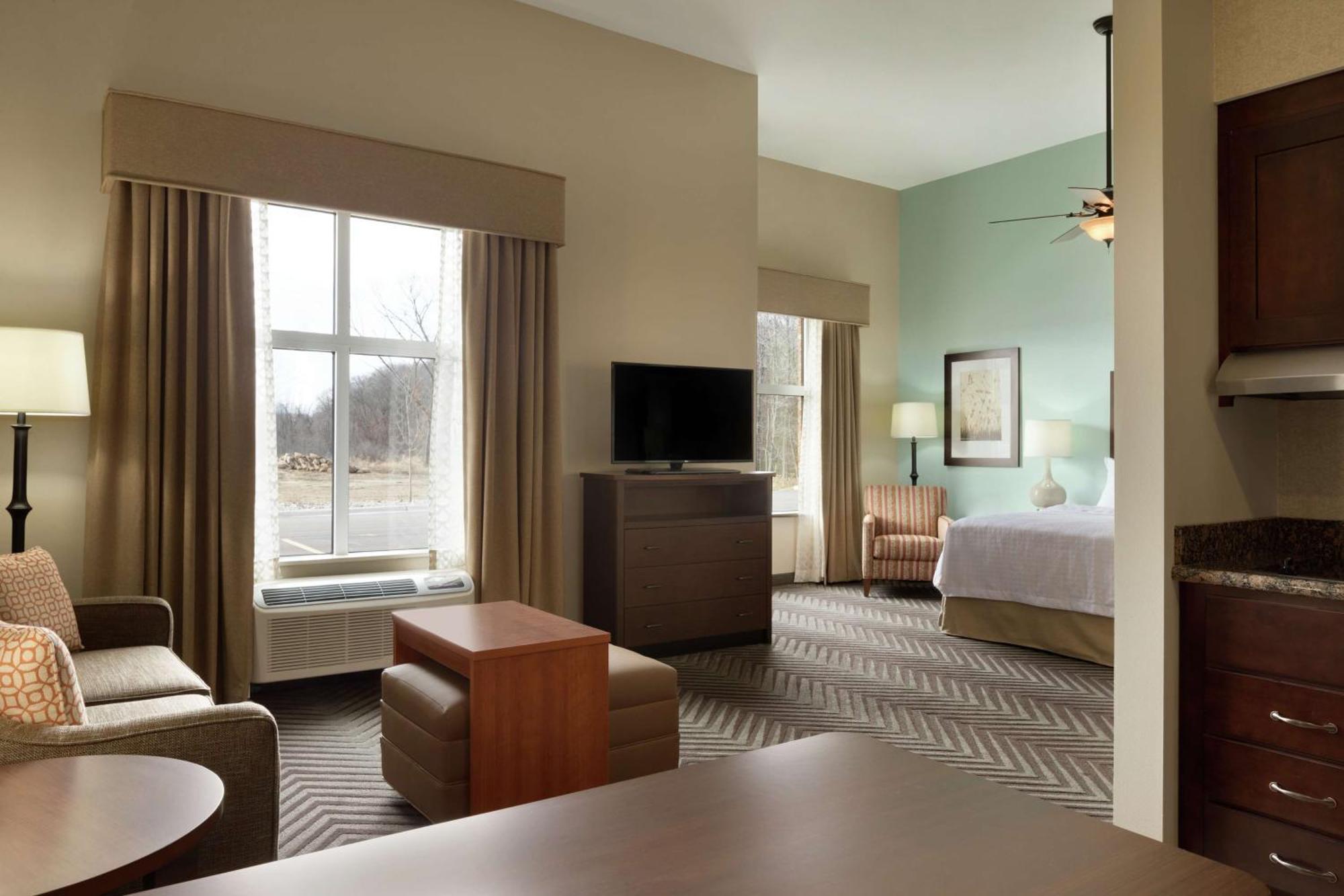 Homewood Suites By Hilton Kalamazoo-Portage Exterior photo