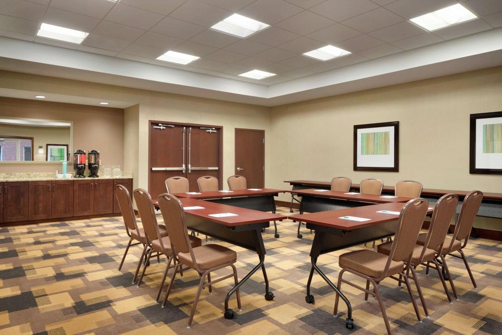 Homewood Suites By Hilton Kalamazoo-Portage Exterior photo